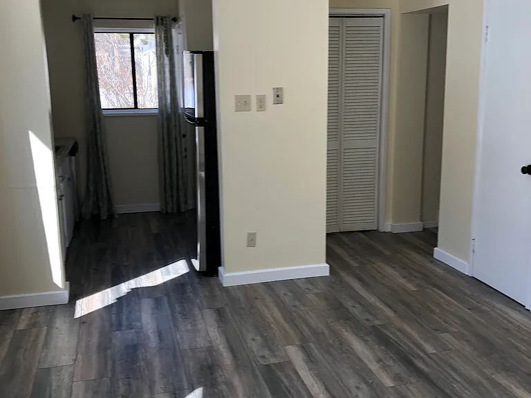 300 W Pine St — Photo 8