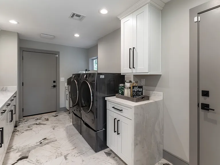 7880 Dana Point Ct — Photo 44