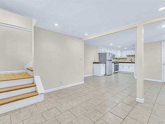 2nd image of 44 Somerset Road