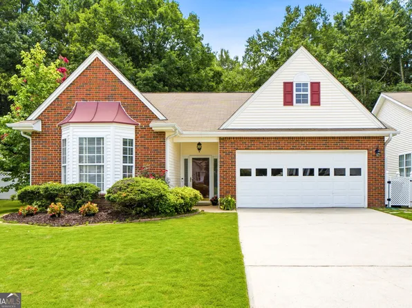 2047 Village Park Dr, Peachtree City, GA 30269