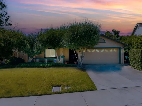 442 Hummingbird Dr, Lodi, CA 95240