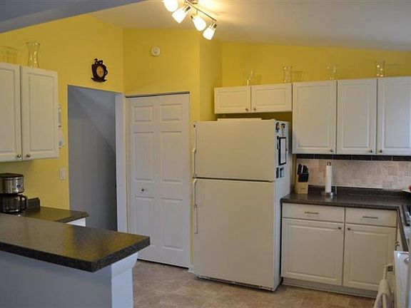 5th image of 751 Tradewind Dr