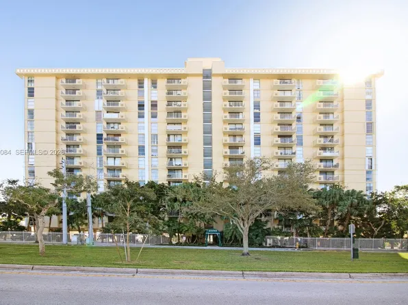 2350 NE 135th St APT 1111, North Miami, FL 33181