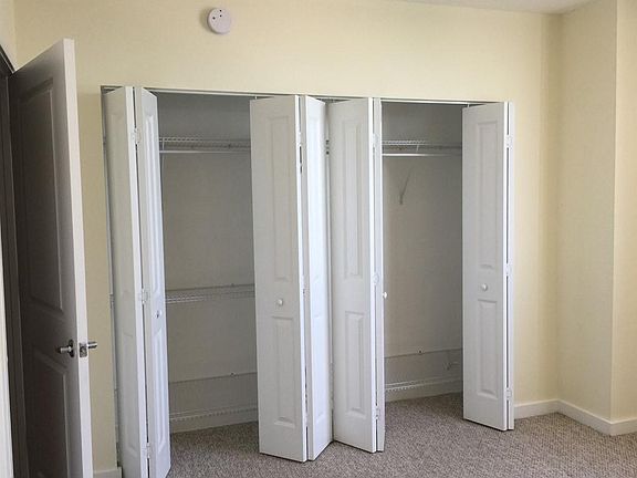 5th image of 601 NE 23rd St APT 507