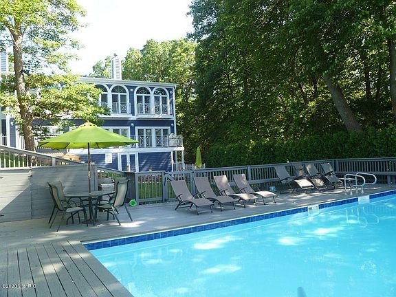 3rd image of 4226 Ponchartrain Dr