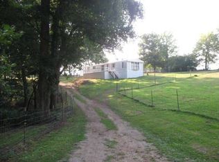 1505 Harpo Rd, Manchester, TN 37355