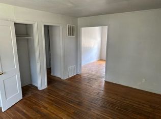 614 S Hunter St, Wichita, KS 67207