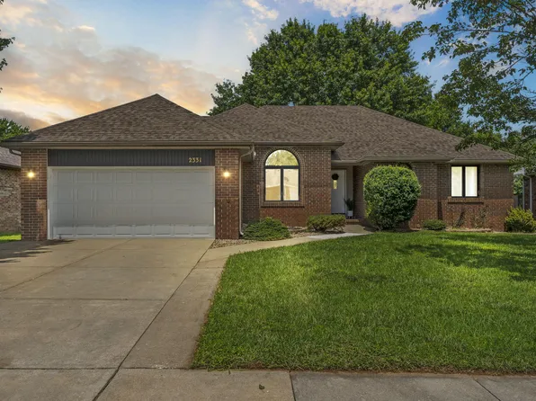 2331 E Monroe Street, Springfield, MO 65802