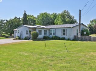 1511 Tucker Rd, Hood River, OR 97031