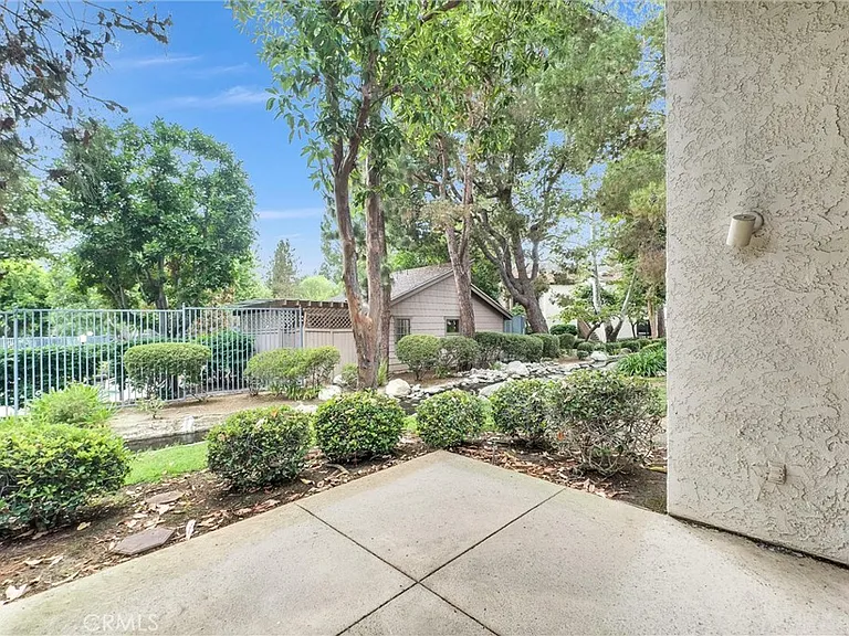 26701 Quail Crk #51 — Photo 26