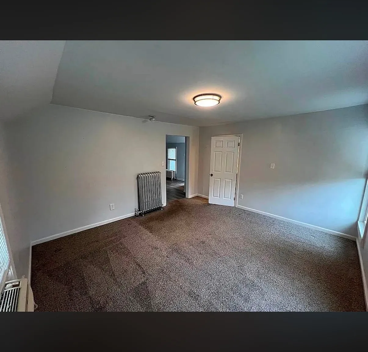 1 bed, $1,000 — Photo 2
