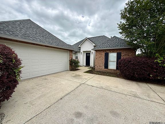 2nd image of 10408 Springtree Ave