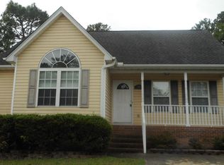 200 Hallie Hills Pl, Lexington, SC 29073
