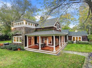 83 Rumstick Rd, Barrington, RI 02806