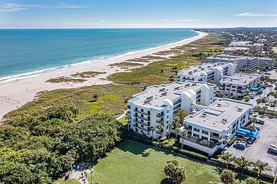 1700 Ocean Dr #302V — Photo 41