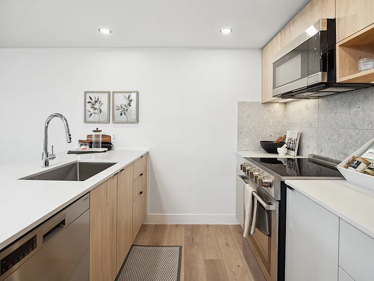 3572 Glen Dr — Photo 88