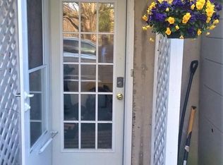 296 Cambridge Tpke #B, Lincoln, MA 01773