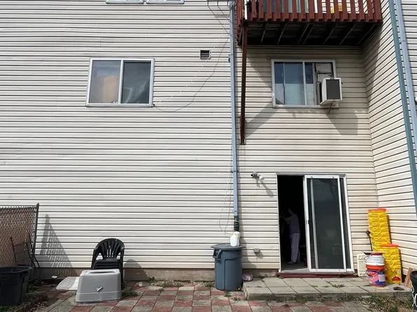 301 Mosel Avenue image 3 of 16