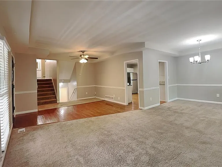 1746 Charrington Way — Photo 2
