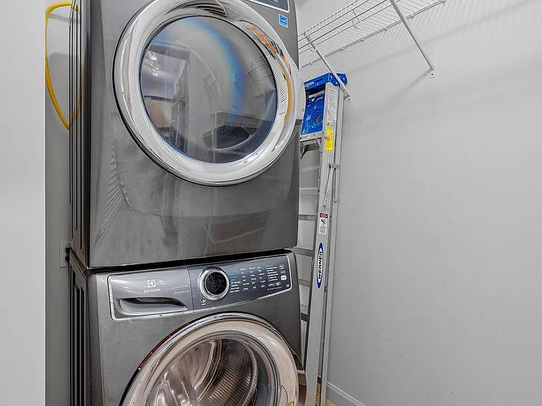 500 E Grant St #207 — Photo 27