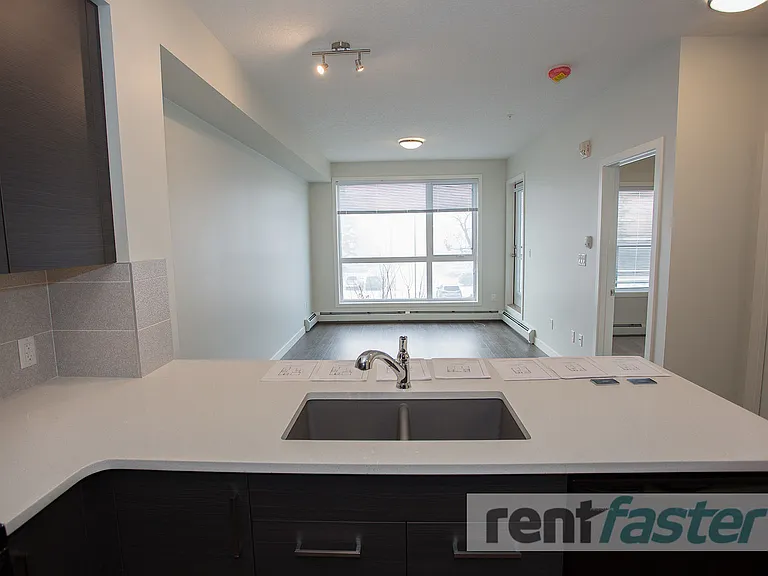 588 Griesbach Parade NW — Photo 8