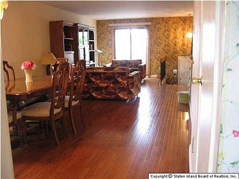 3rd image of 30 McVeigh Ave