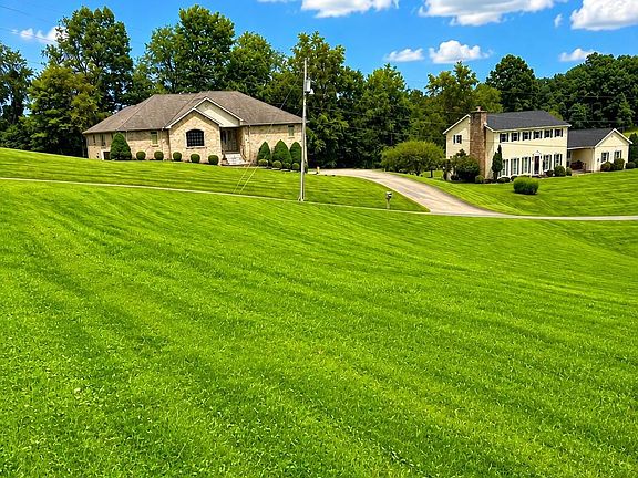 5th image of Crestview Ln
