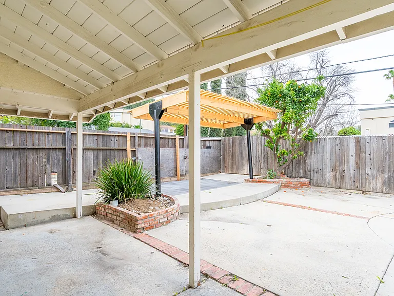 5901 Hanna Ave — Photo 29