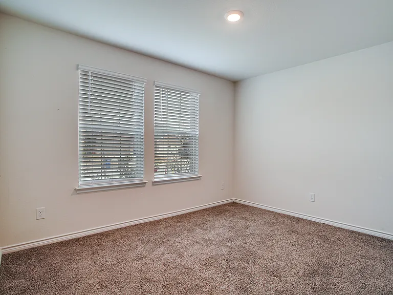 627 Willow View Way — Photo 10