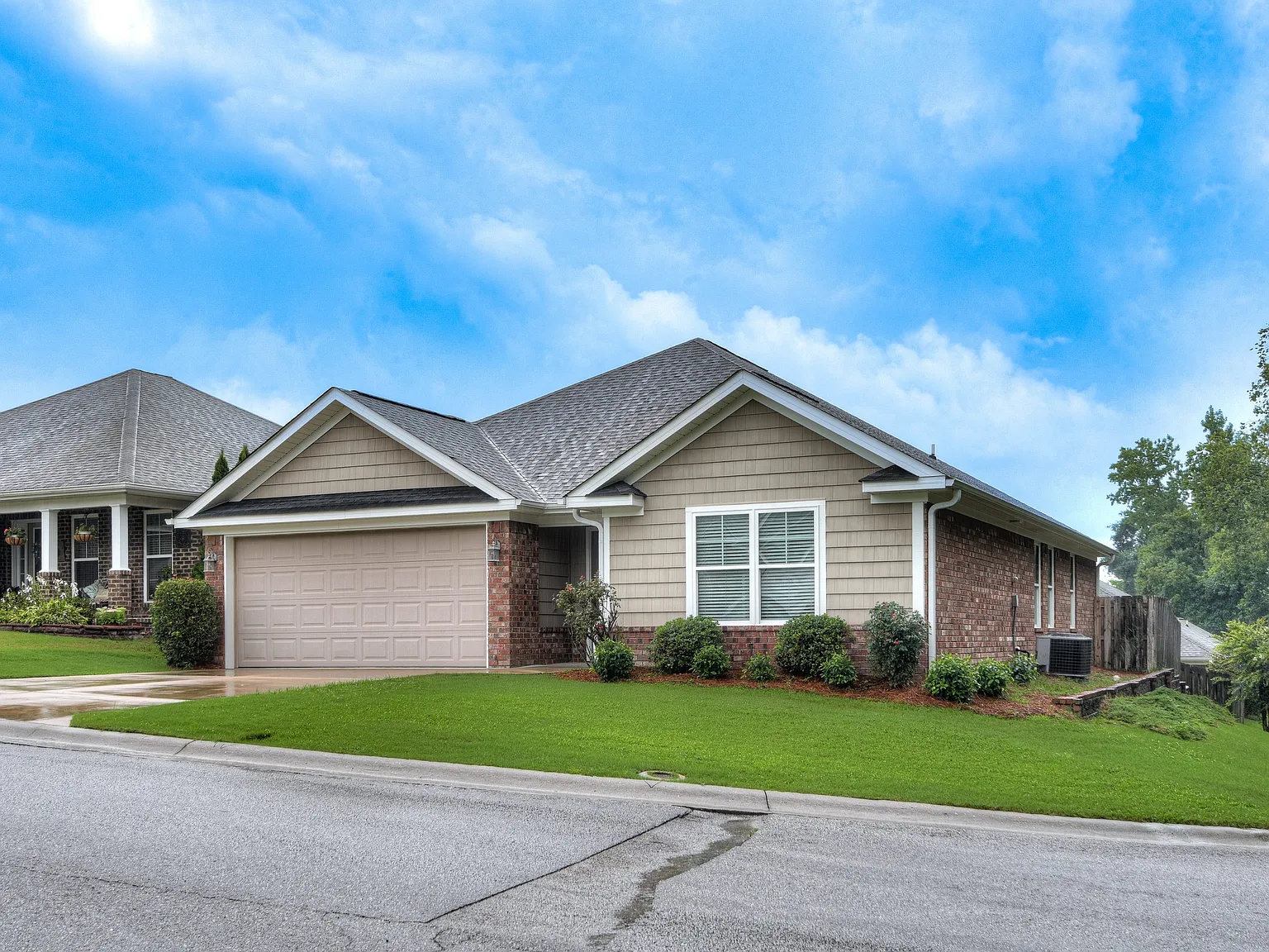 2110 Red Maple Trace - 1 — Photo 2