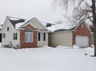 32744 Pinedale Ln, Gobles, MI 49055