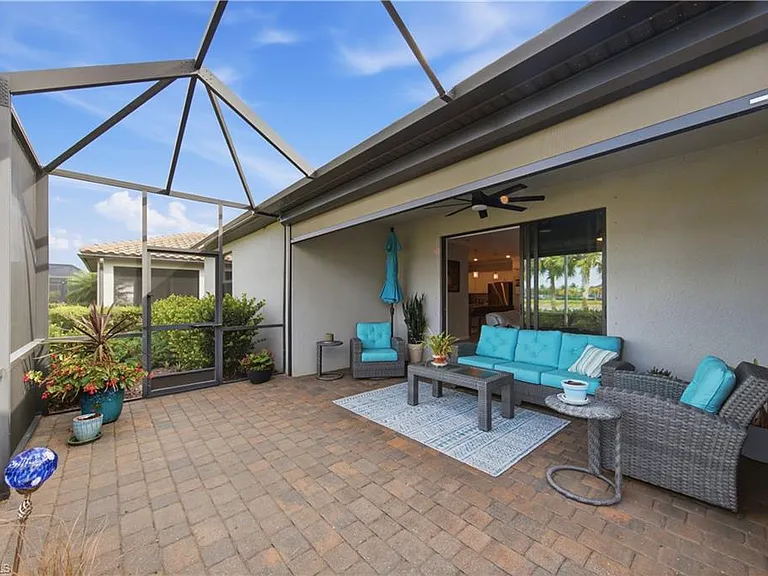 19584 Utopia Ln — Photo 33