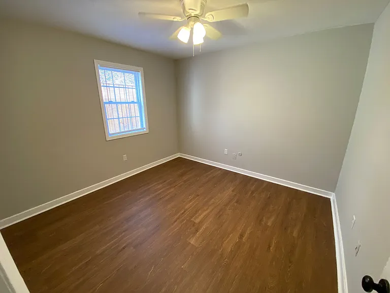 1122 W Hancock Ave #A — Photo 8