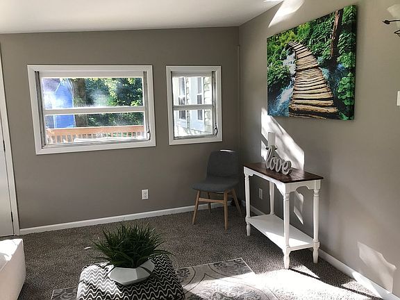 3rd image of 26 Bergen Ave