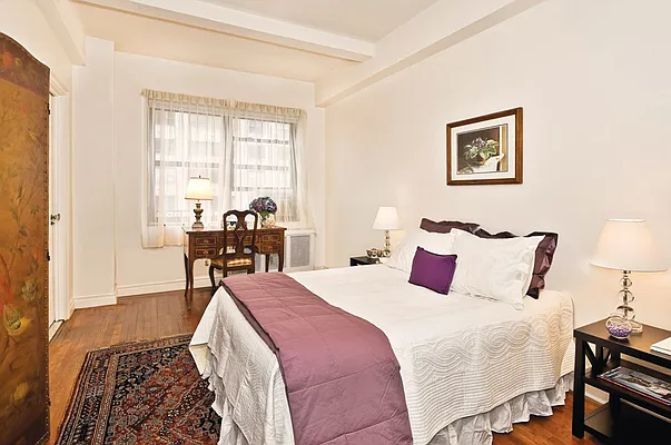 Sold by Stribling | media 9