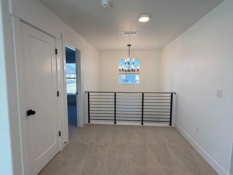 1482 W Russo Dr — Photo 22
