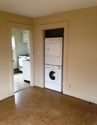 4th image of 683 Willey St