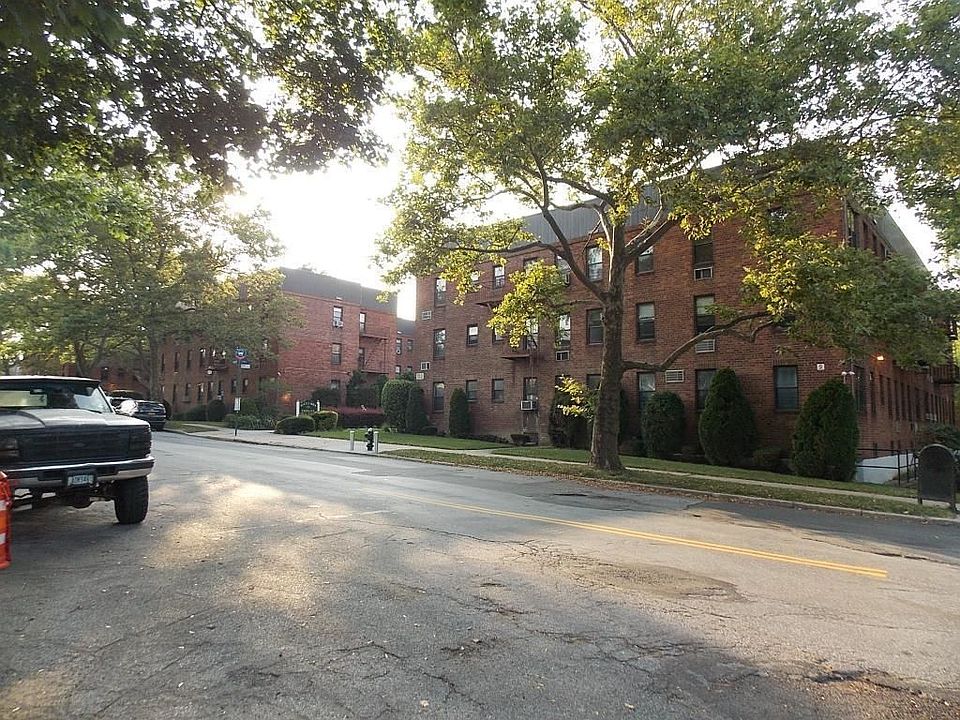 1st image of 21528 47th Ave APT 1D