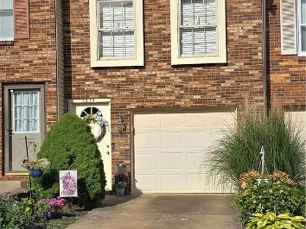 7614 Lafayette Sq, Aliquippa, PA 15001