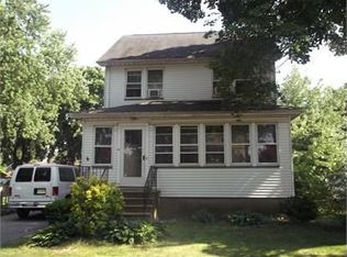 51 Mandeville Ave, Pequannock, NJ 07440