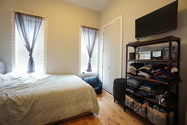 Rented by Rennit Inc. | media 6