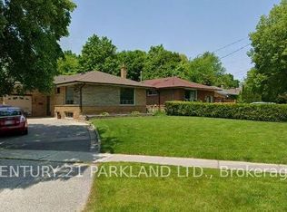 22 Waterfield Dr, Toronto, ON M1P 3W5