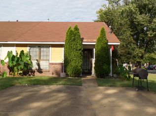 6901 Tulane Rd E, Horn Lake, MS 38637