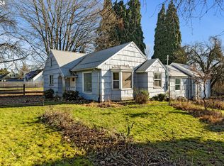 1304 NE Gertz Rd, Portland, OR 97211