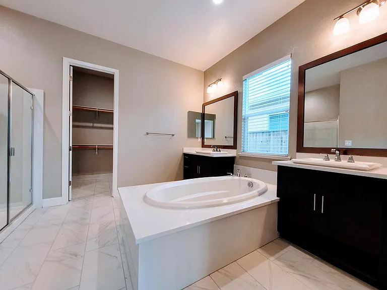 7142 Lakehead Way — Photo 9