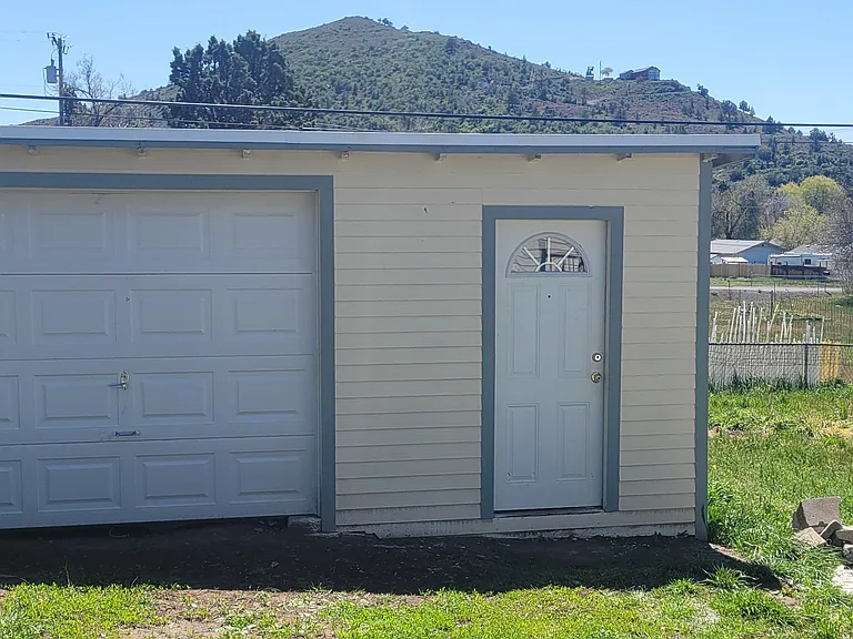 4638 Balsam Dr — Photo 2