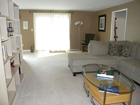 5th image of 143 Freyn Dr