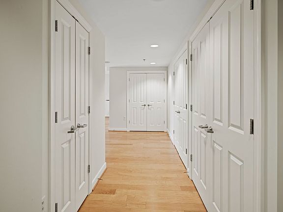 3rd image of 777 7th St NW APT 934