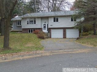 109 13th St, Hudson, WI 54016