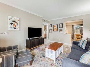 6 Woodward Ave APT E1, Hilton Head Island, SC 29928